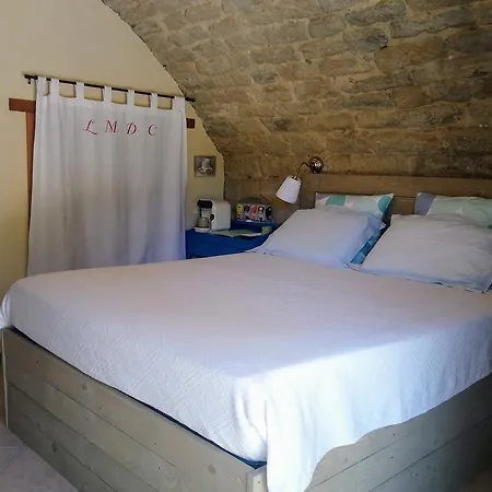 La Meridienne Des Collines فندق مبيت وإفطار